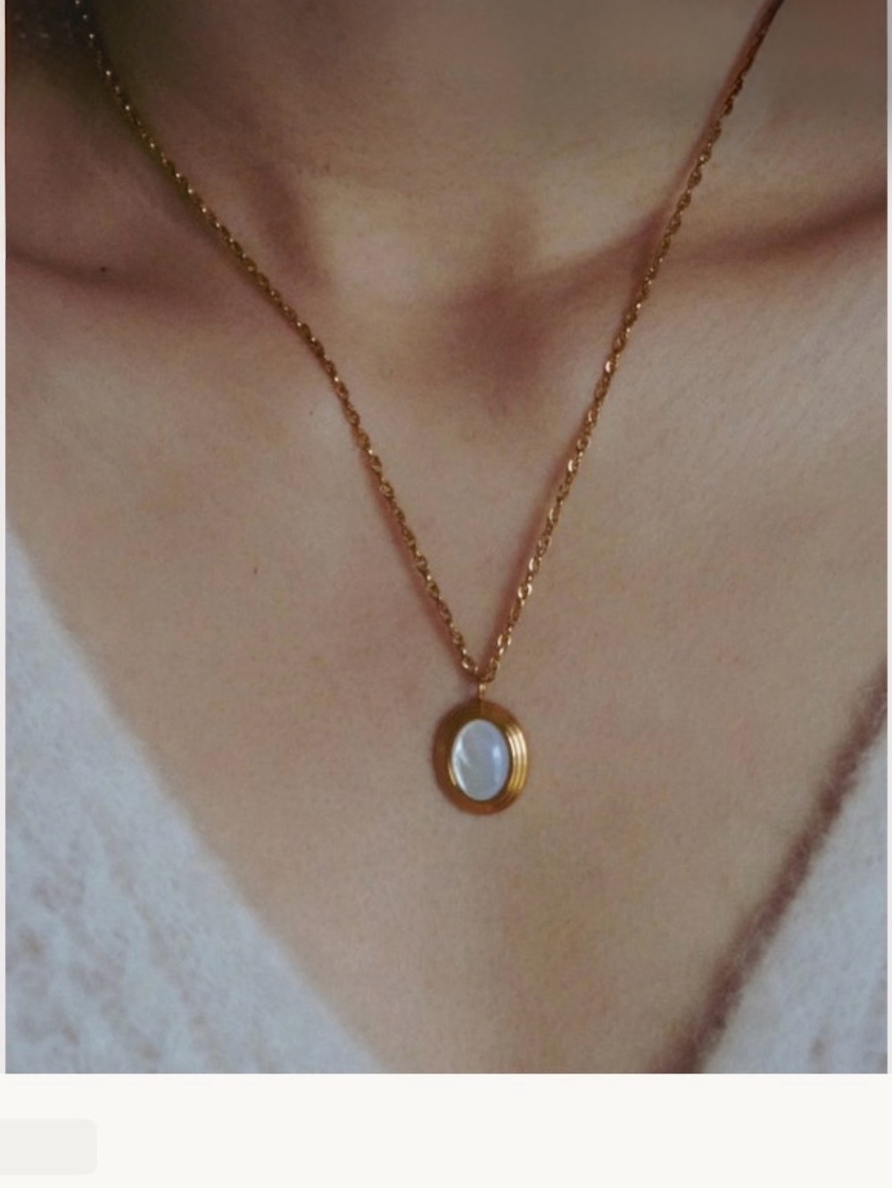 18K Gold Plated Oval Shell Pendant